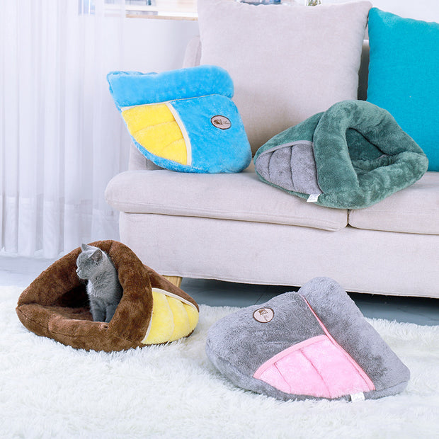 Warm slippers cat litter